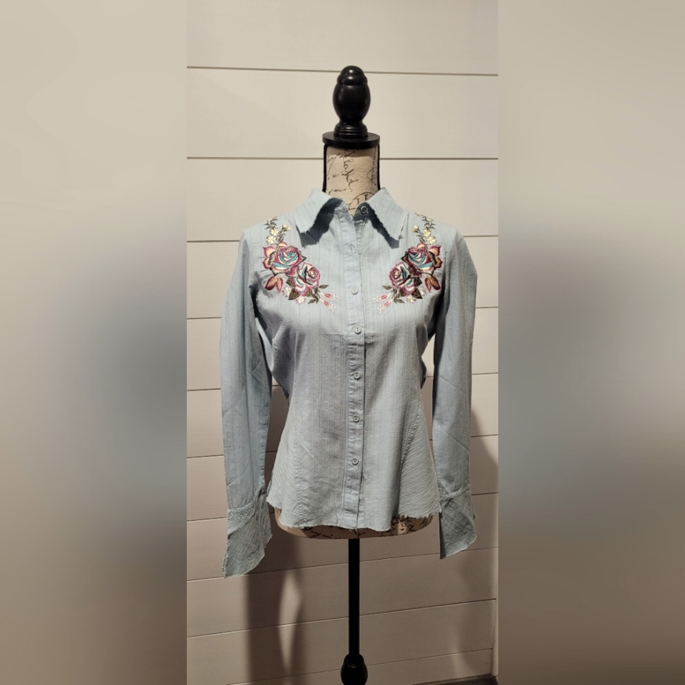 NWOT - CELL LONG SLEEVE SHIRT